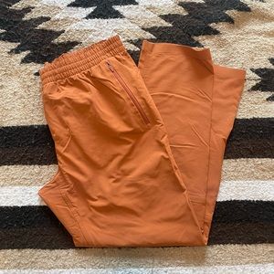 Outdoor Voices Rectrek Pant in terra cotta! Size M. Lightly worn.